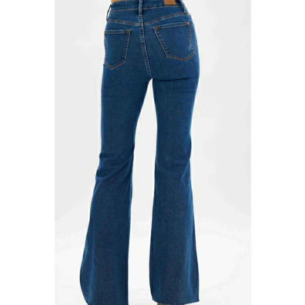 JUDY BLUE Zoe Cool Denim Tummy Control High Waist Flare Raw Hem Jeans NWT Sz 28